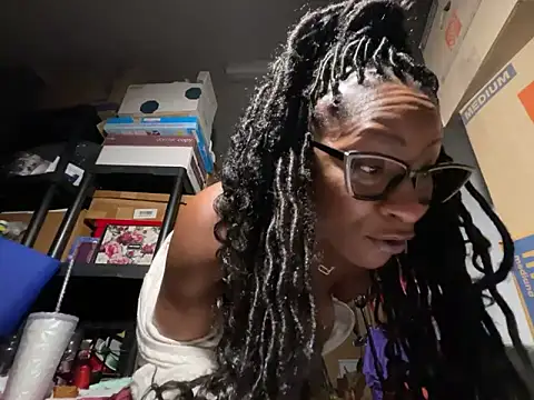 wynterheat live sex cam