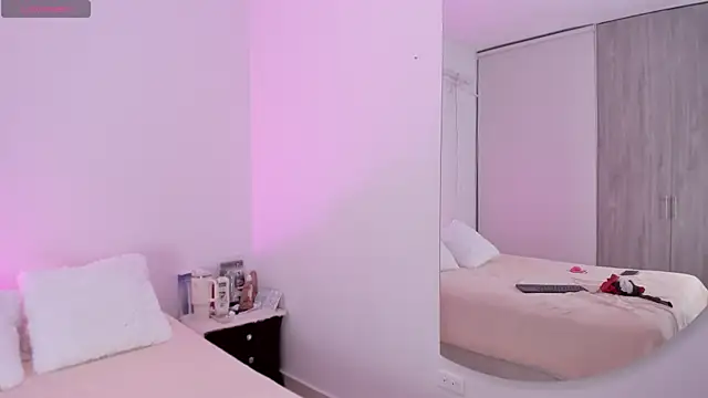 AlexaStormm's cam snapshot