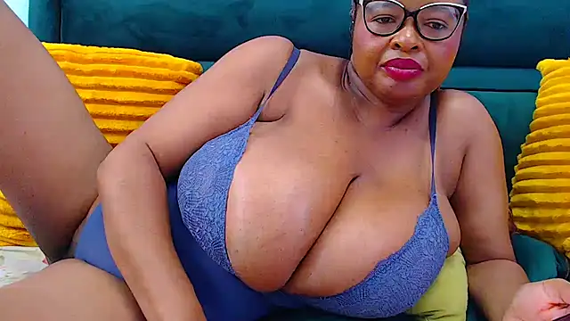 GoddessTitts live sex cam