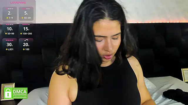 Lea_Hunter_'s cam snapshot