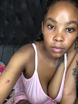 Nicole_Liam_'s cam snapshot