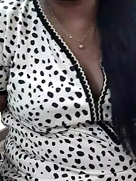 abinaya26's cam snapshot