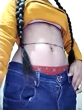 Cute-Naavya's cam snapshot