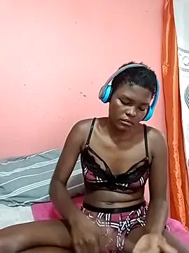 VirginPrincess06's cam snapshot