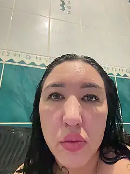 Naughtbaby_2025's cam snapshot