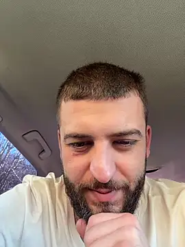 Pablo_Hornyguy95 live sex cam