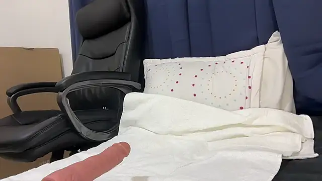 dominic_brandd23 live sex cam