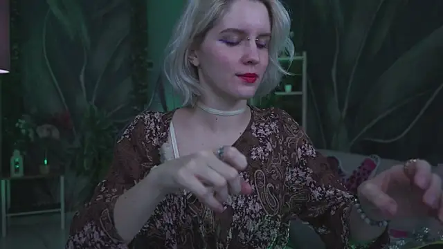 BethanyCloud's cam snapshot