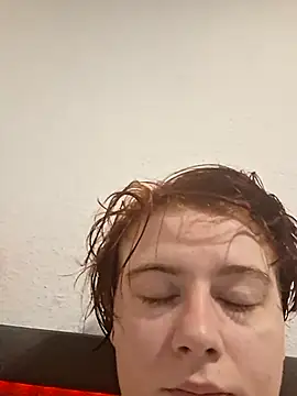 Leonie18sexy live sex cam