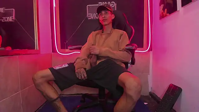 Daniel_Deluc77's cam snapshot