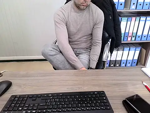 Evasionee live sex cam