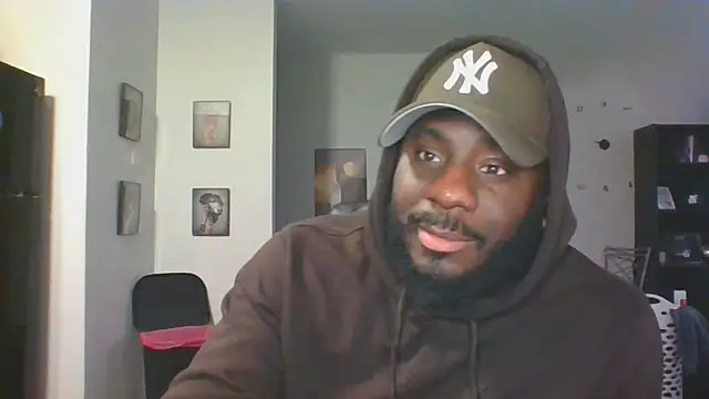 Stayinalive1992 live sex cam