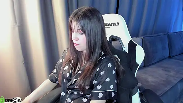 Bonn1e_Rose's cam snapshot