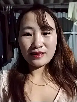 emini-xx live sex cam