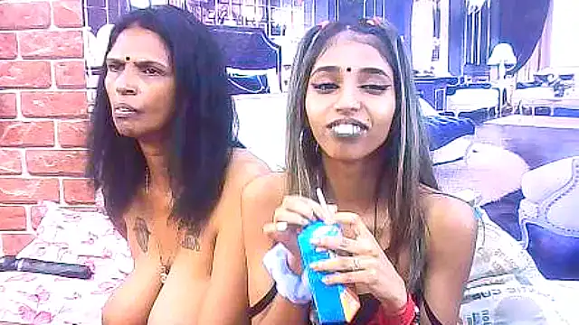 IndianSexySlender's cam snapshot