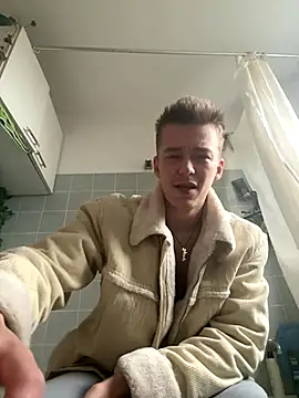 Toyjungee live sex cam