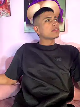 Emiliano_Reyes live sex cam