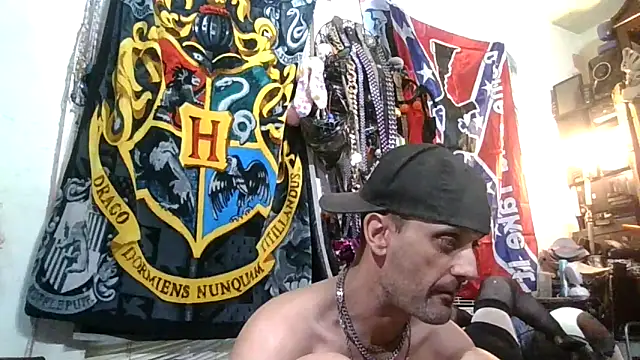 slinginbigD live sex cam