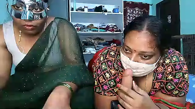 Honey__baby_'s cam snapshot