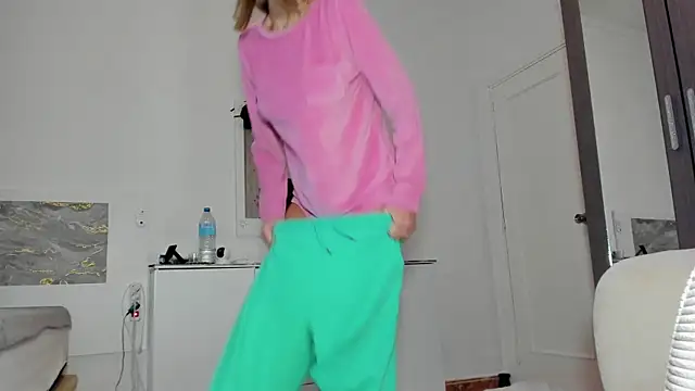 anisialuna_'s cam snapshot