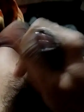 MilfLoverBoy2K25's cam snapshot