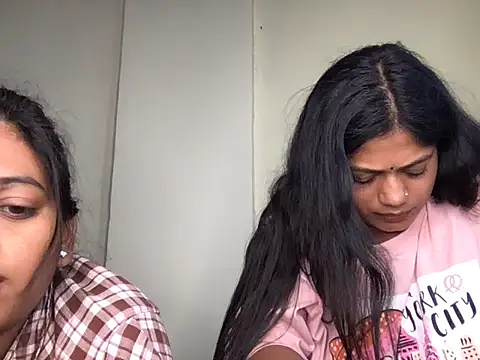 HoleyCoupon's cam snapshot