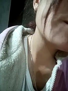 nangmo's cam snapshot