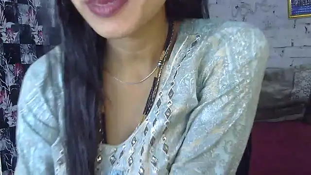 Sexy_Heena69's cam snapshot