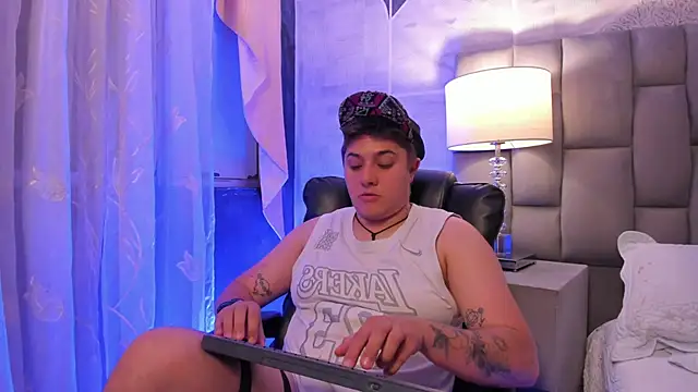 IanGilbert live sex cam