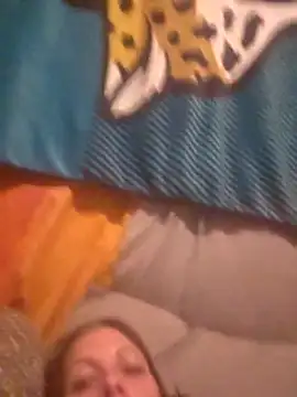 SillyRabbitz's cam snapshot