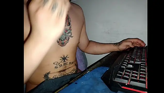 NiceBabyBoy's cam snapshot