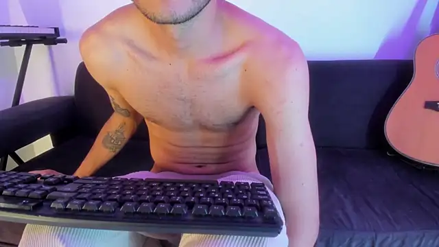 Henrikk_senn's cam snapshot