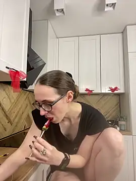 MartiniiSelenna live sex cam