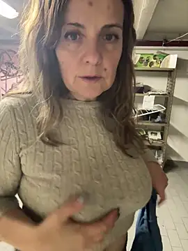 Sunbelxx live sex cam