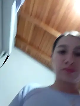 Iris_love18 live sex cam