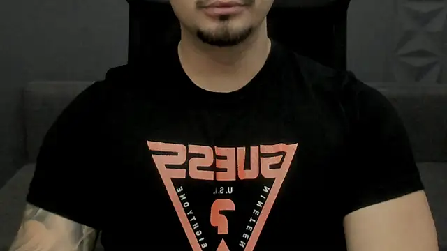 TonyWilcox live sex cam