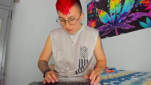 Sexyboy_666 live sex cam