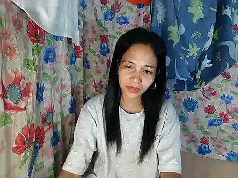 PinaySkinnyGirl live sex cam