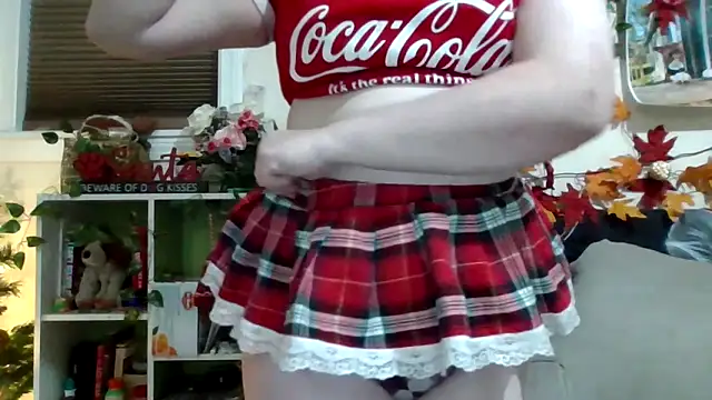 AverageRose's cam snapshot