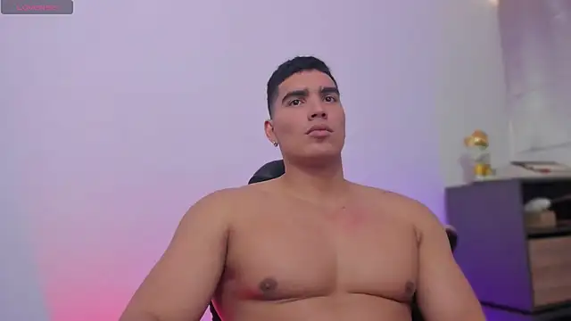 JamesGraay live sex cam