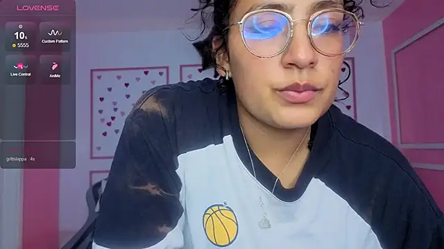 tamara_brown_t's cam snapshot