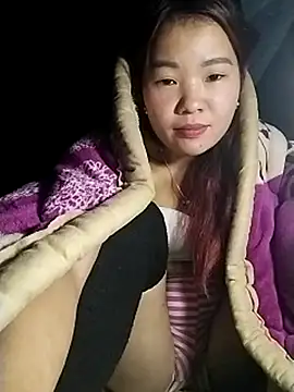 lylylove live sex cam