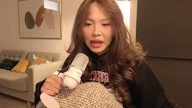 TammiLou live sex cam