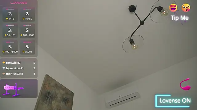 adisson_fox's cam snapshot