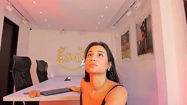 NairobiLee's cam snapshot