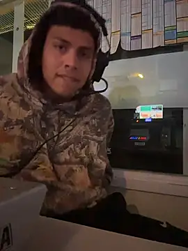 StrokingDaddy4 live sex cam