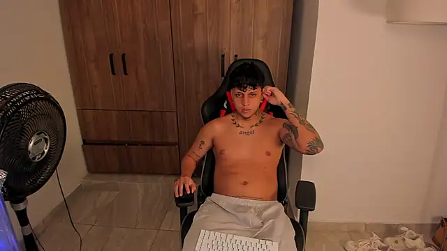 Jake_simons live sex cam