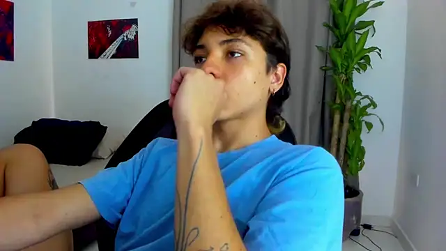 Joe23__ live sex cam