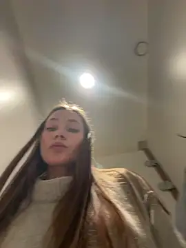 nicole111 live sex cam