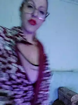 blondyruby live sex cam